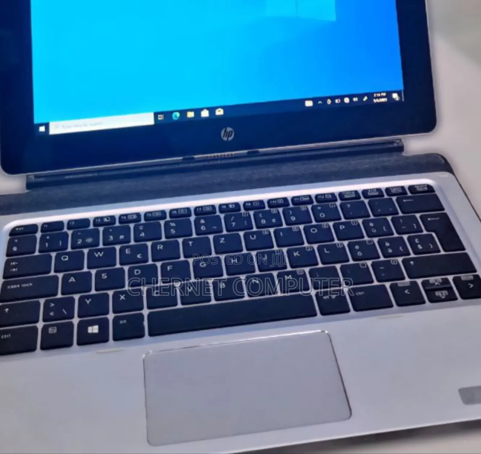 New Laptop HP X2 8GB SSD 256GB
