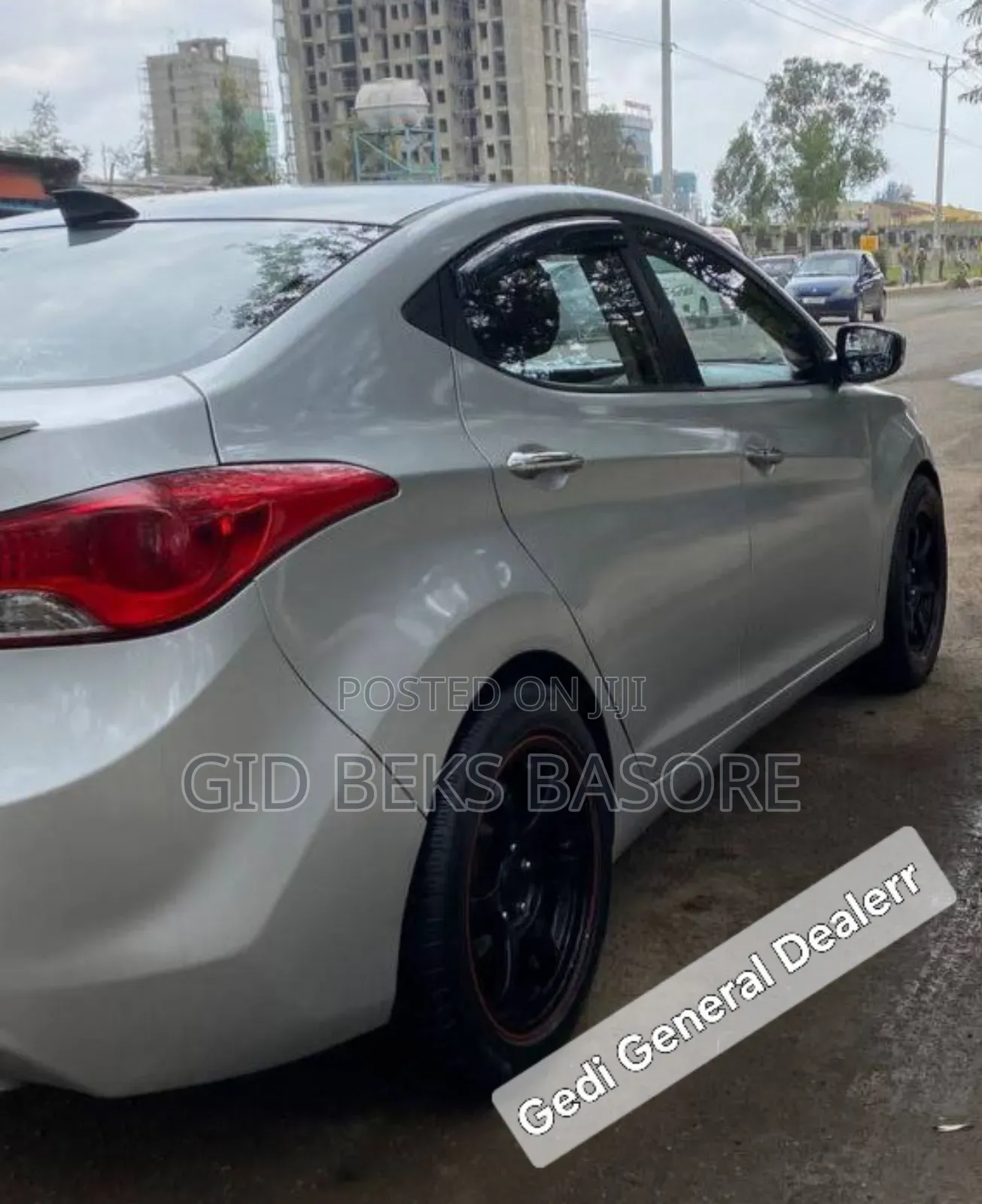 Hyundai Avante 2013 Silver