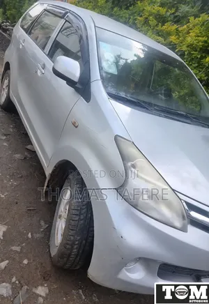 Toyota Avanza 2014 Silver