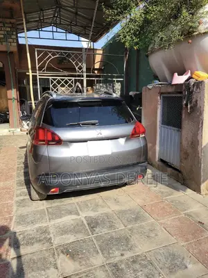 Peugeot 2008 2016 Brown