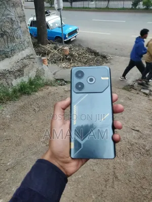 Photo - Tecno Pova 6 Neo 256 GB Silver