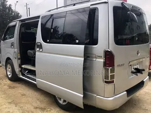 Toyota HiAce 2007 Silver