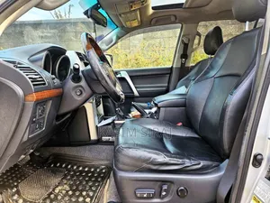 Toyota Land Cruiser Prado 3.0 TD 2011 Silver