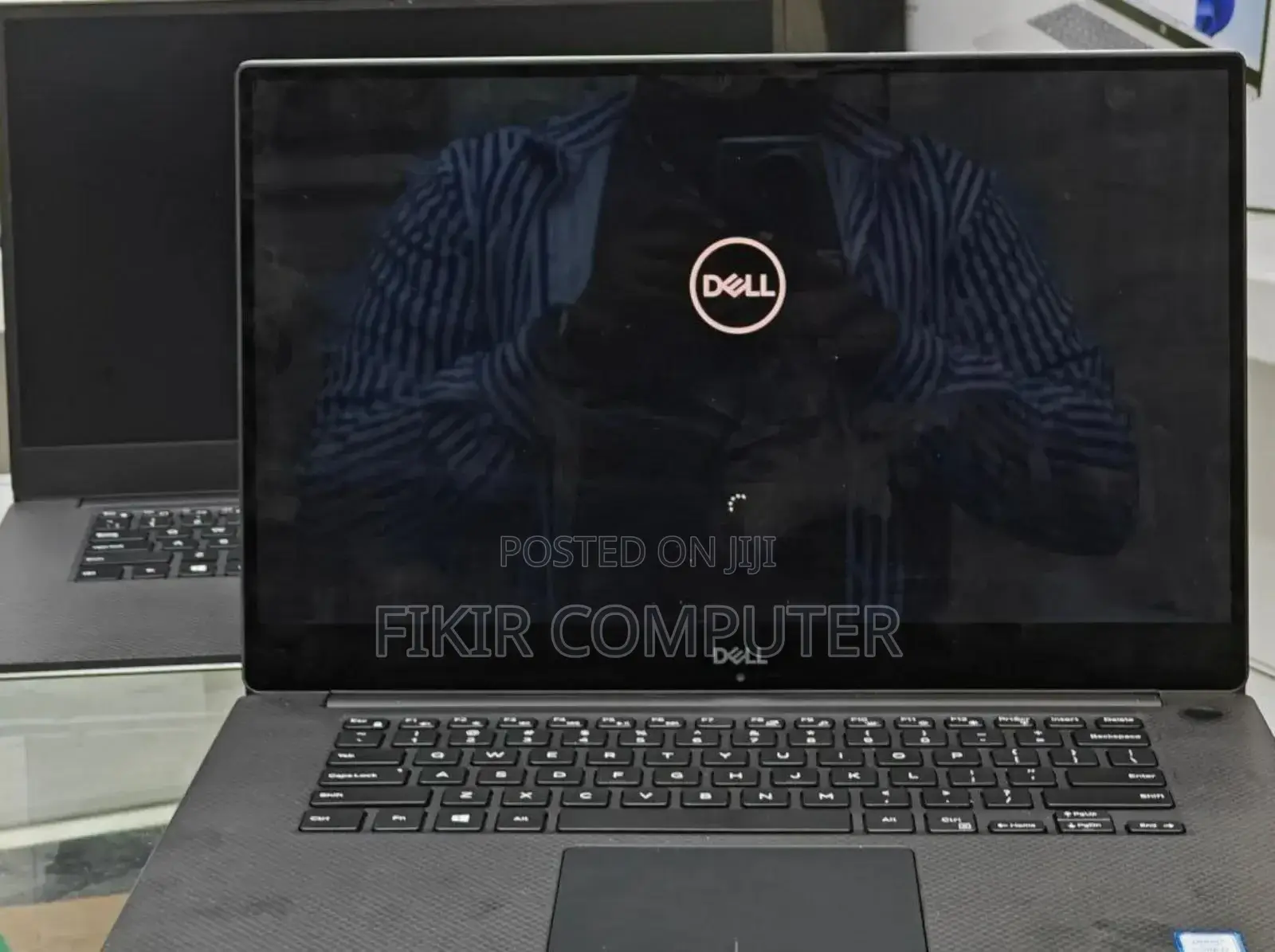 New Laptop Dell XPS 15 16GB Intel Core I7 SSD 512GB