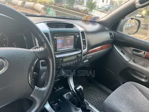 Toyota Land Cruiser Prado 3.0 D-4D 5dr 2005 Gray