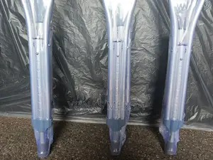 Axillary Crutchesت回crutches–Includes Padded Underarm Cushions卝災helping