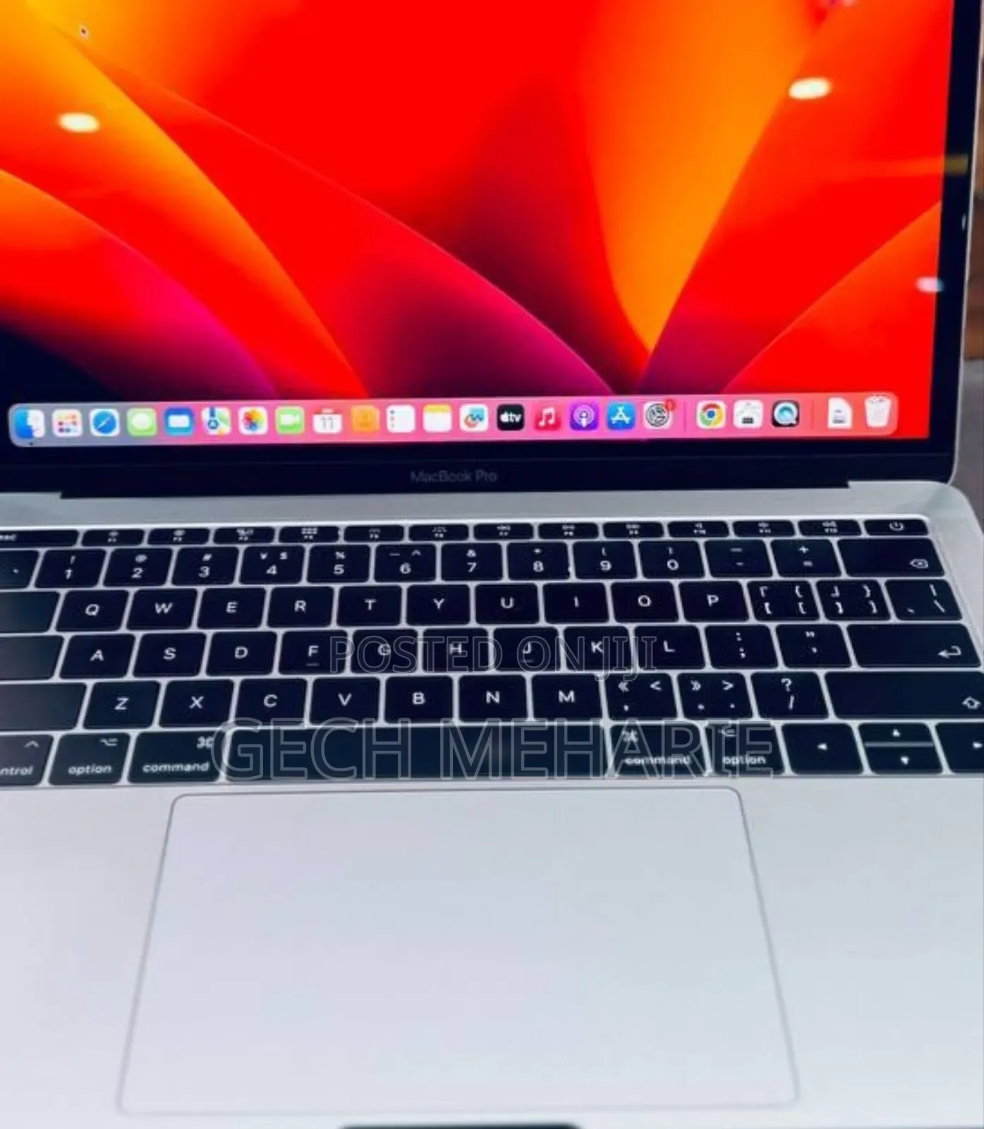 New Laptop Apple MacBook Pro 2017 8GB Intel Core I7 SSD 512GB