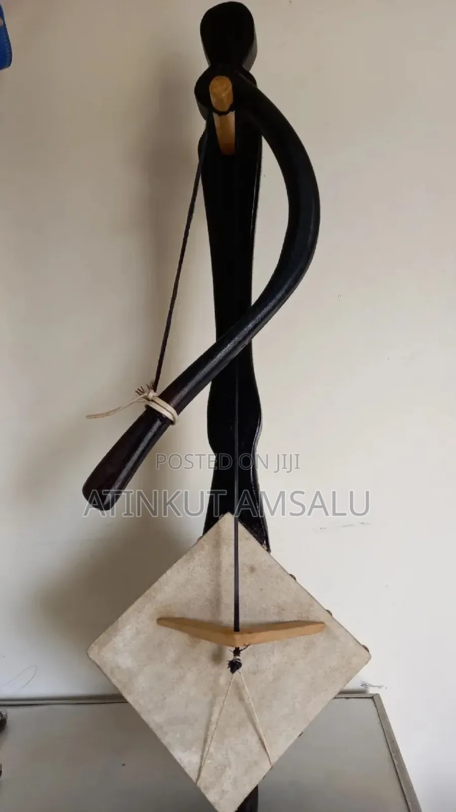 Meseneko(መሰንቆ)