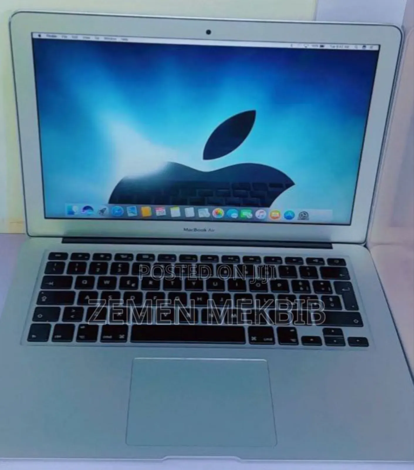 New Laptop Apple MacBook Air 2017 8GB Intel Core I5 SSD 256GB