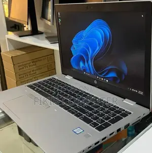 Photo - New Laptop HP EliteBook 840 4GB Intel Core i5 SSD 256GB