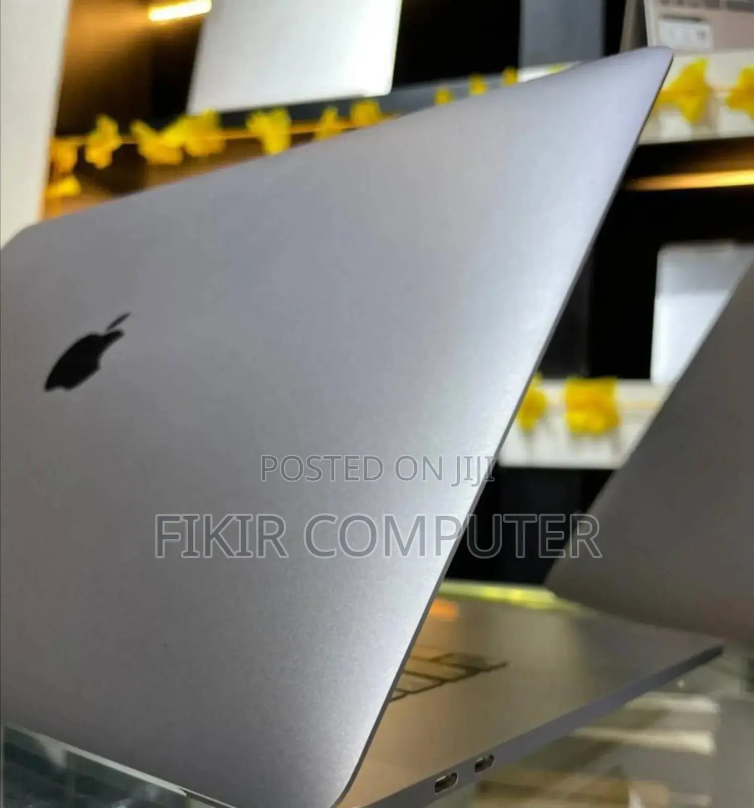 New Laptop Apple MacBook Pro 2019 32GB Intel Core I9 SSD 1T