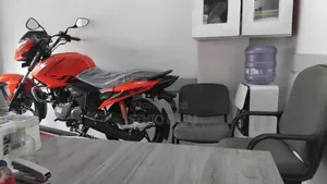 New Hero Glamour 2024 Red