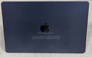 New Laptop Apple MacBook Air 2022 M2 8GB Intel Core I7 SSD 512GB