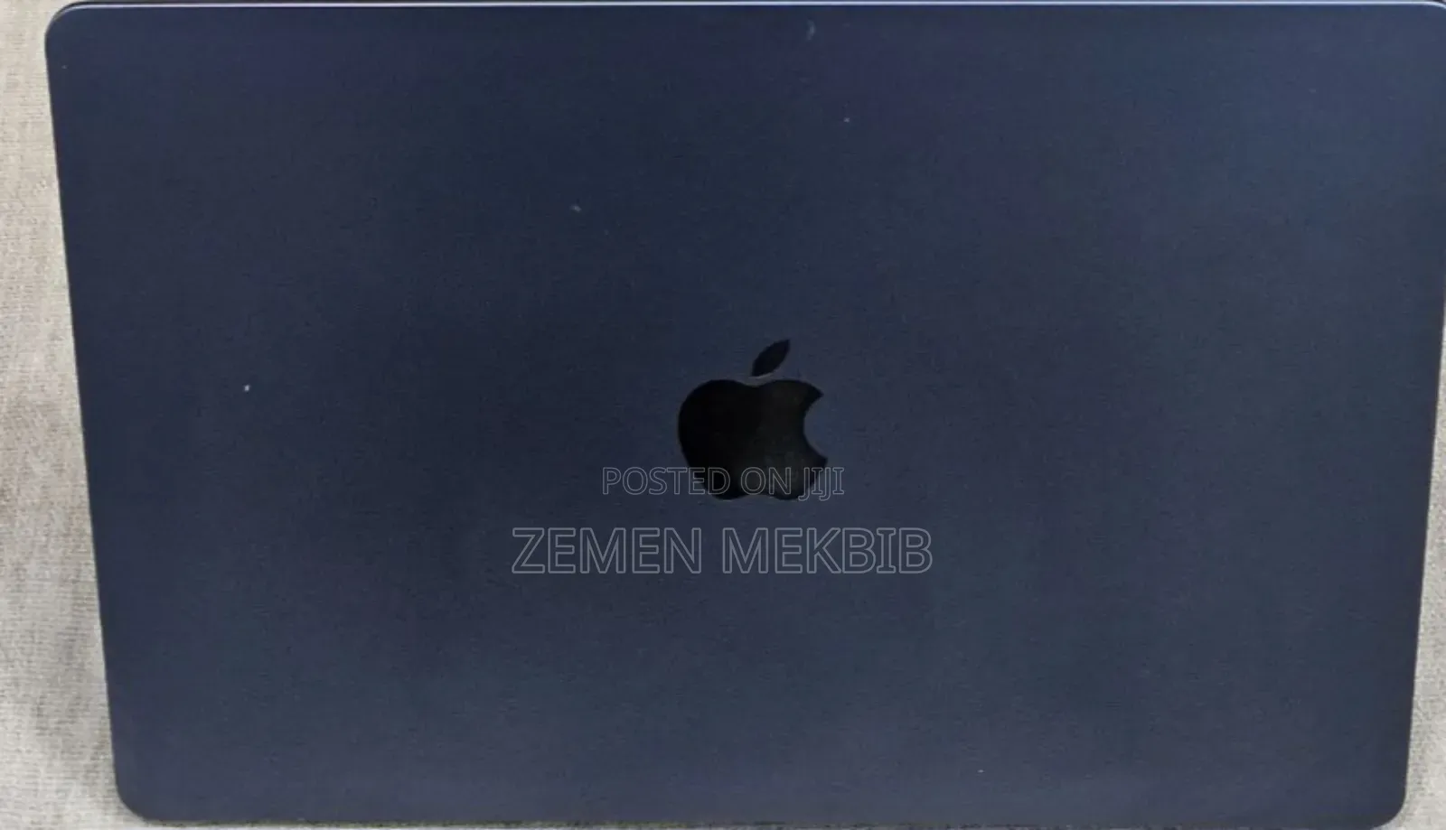 New Laptop Apple MacBook Air 2022 M2 8GB Intel Core I7 SSD 512GB