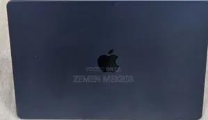 New Laptop Apple MacBook Air 2022 M2 8GB Intel Core I7 SSD 512GB