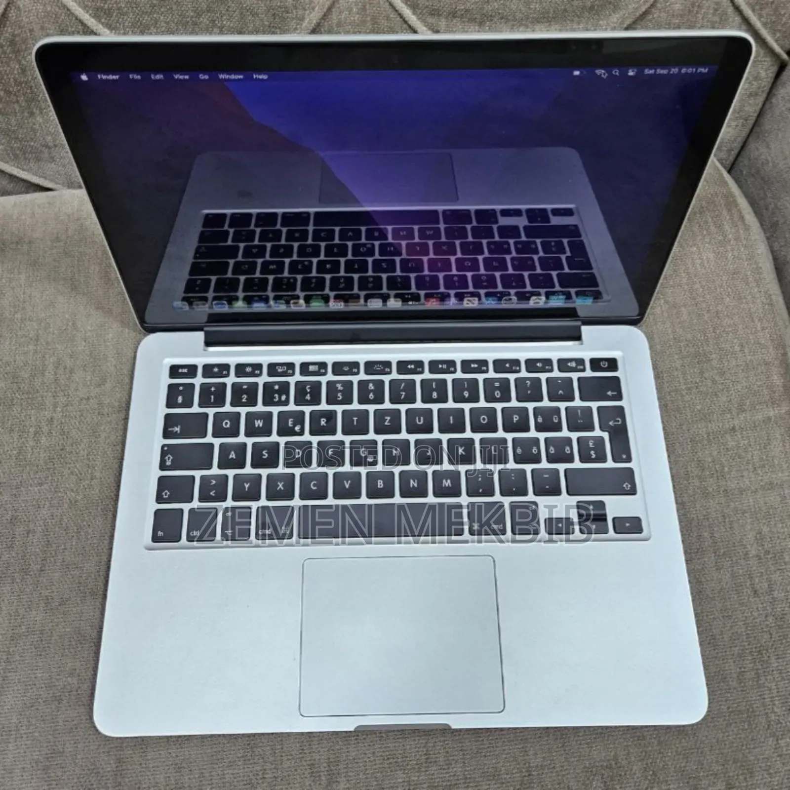 New Laptop Apple MacBook Pro 2015 8GB Intel Core I5 SSD 128GB