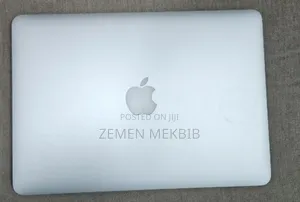 New Laptop Apple MacBook Pro 2015 8GB Intel Core I5 SSD 128GB