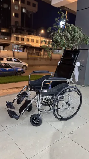 Photo - Highback Wheelchair家wheelchair問wheelchair點wheelchair拍wheelchair四wheel