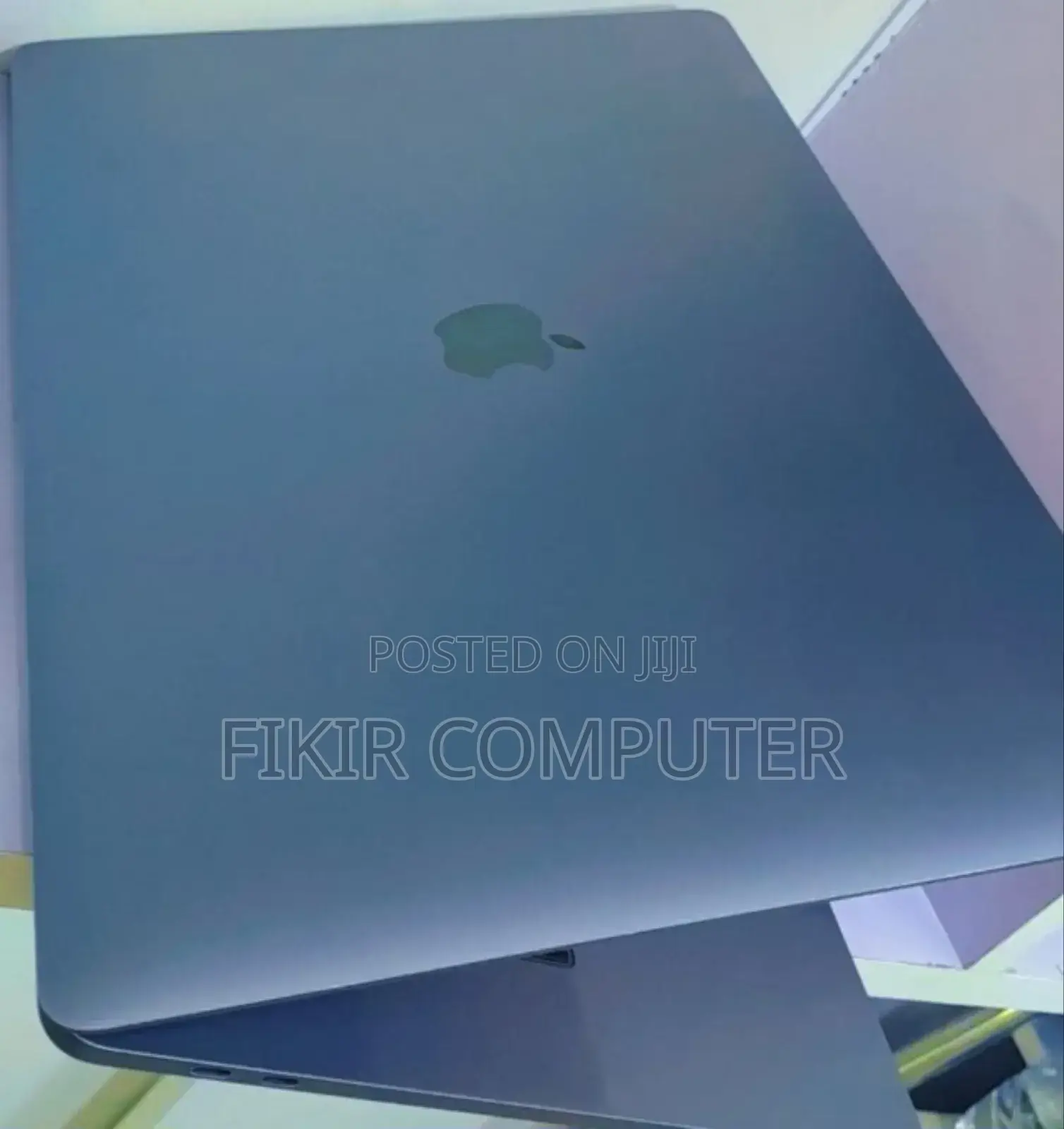 New Laptop Apple MacBook Pro 2017 16GB Intel Core I7 SSD 512GB