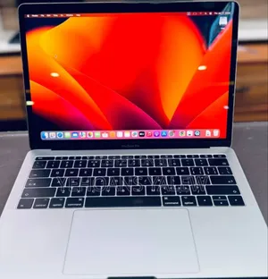 New Laptop Apple MacBook Pro 2017 16GB Intel Core I7 SSD 512GB