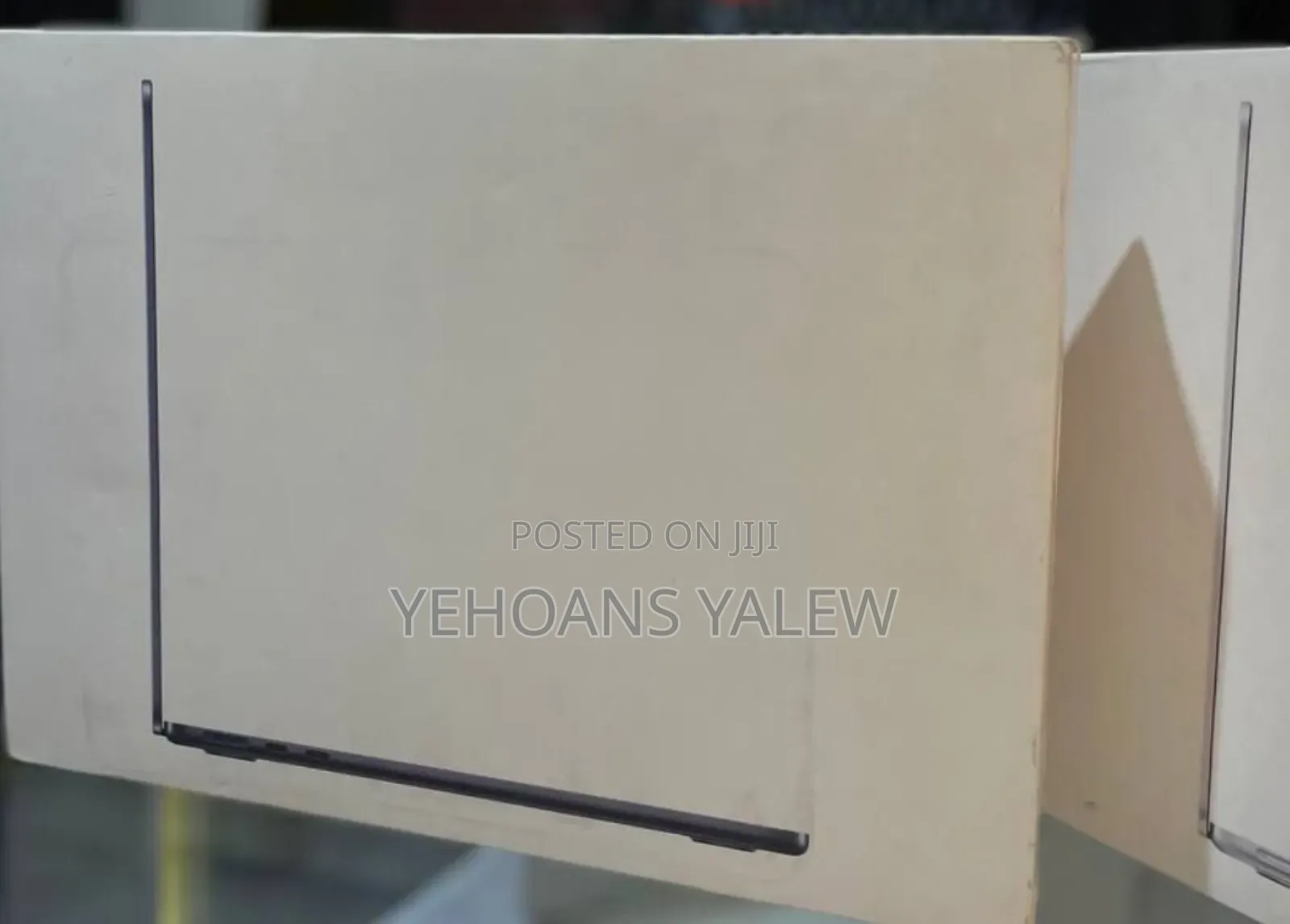 New Laptop Apple MacBook Air 2025 M4 13-Inch 16GB Apple M4 SSD 256GB