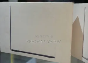 Photo - New Laptop Apple MacBook Air 2025 M4 13-Inch 16GB Apple M4 SSD 256GB