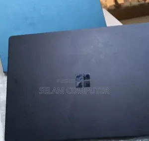 New Laptop Microsoft Surface 16GB Intel Core I7 SSD 512GB