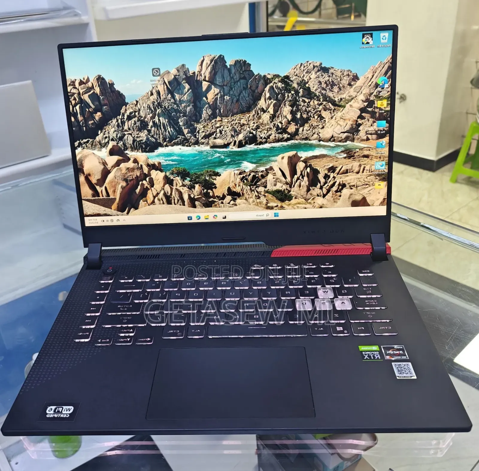 New Laptop Asus ROG Strix G15 16GB AMD Ryzen 9 SSD 1T