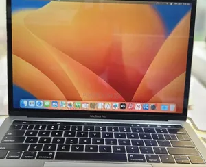 Photo - New Laptop Apple MacBook Pro 16GB Intel Core I7 SSD 512GB
