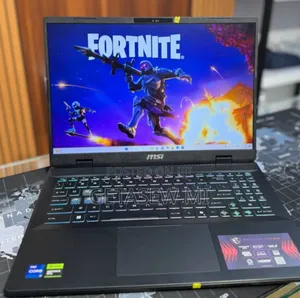 New Laptop MSI Crosshair 15 16GB Intel Core I7 SSD 1T