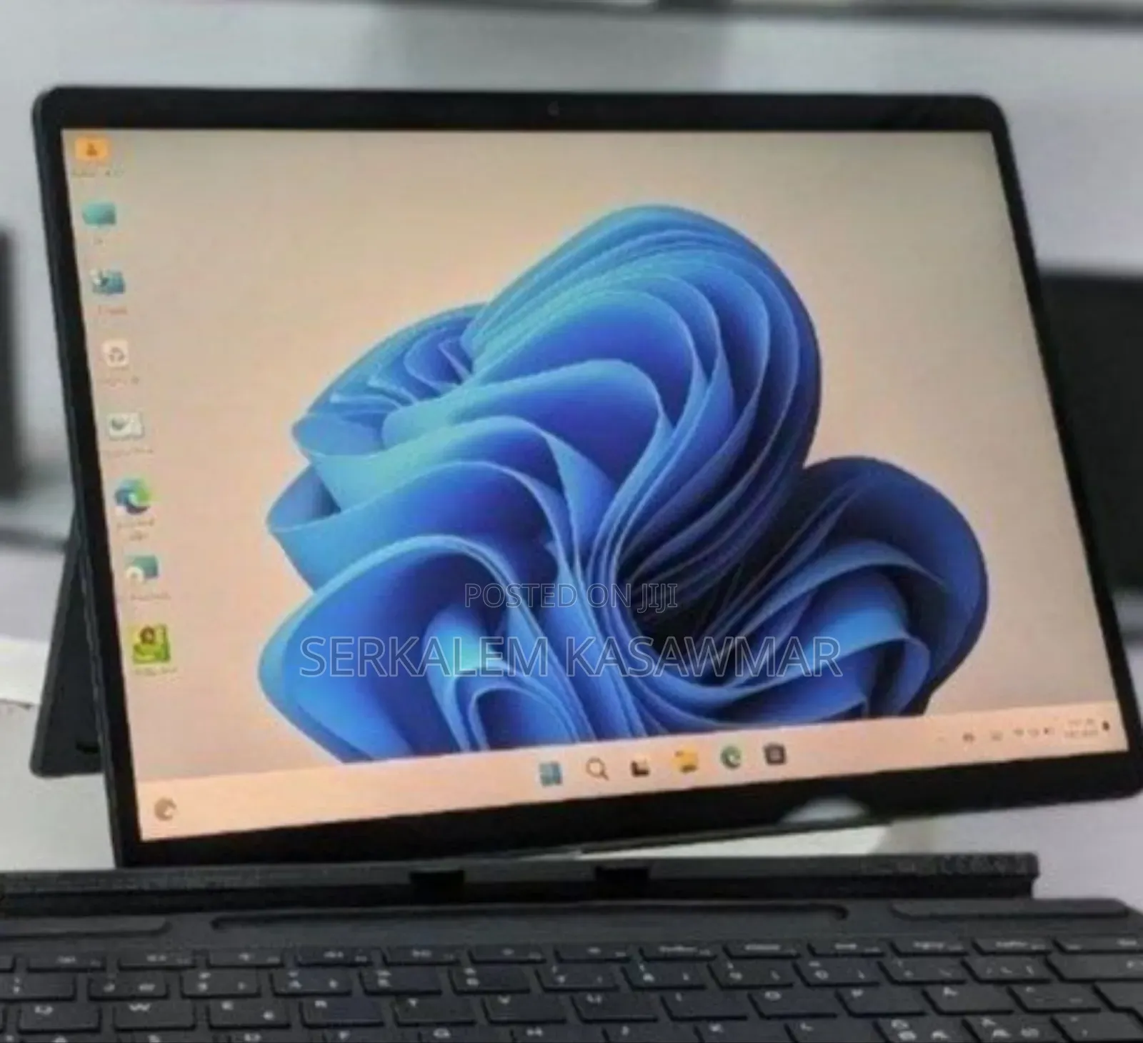 New Laptop Microsoft Surface Pro 9 16GB Intel Core I5 SSD 256GB