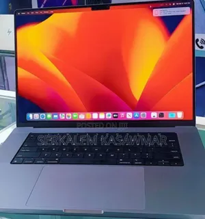 Photo - New Laptop Apple MacBook Pro 2021 M1 16GB Apple M1 SSD 512GB