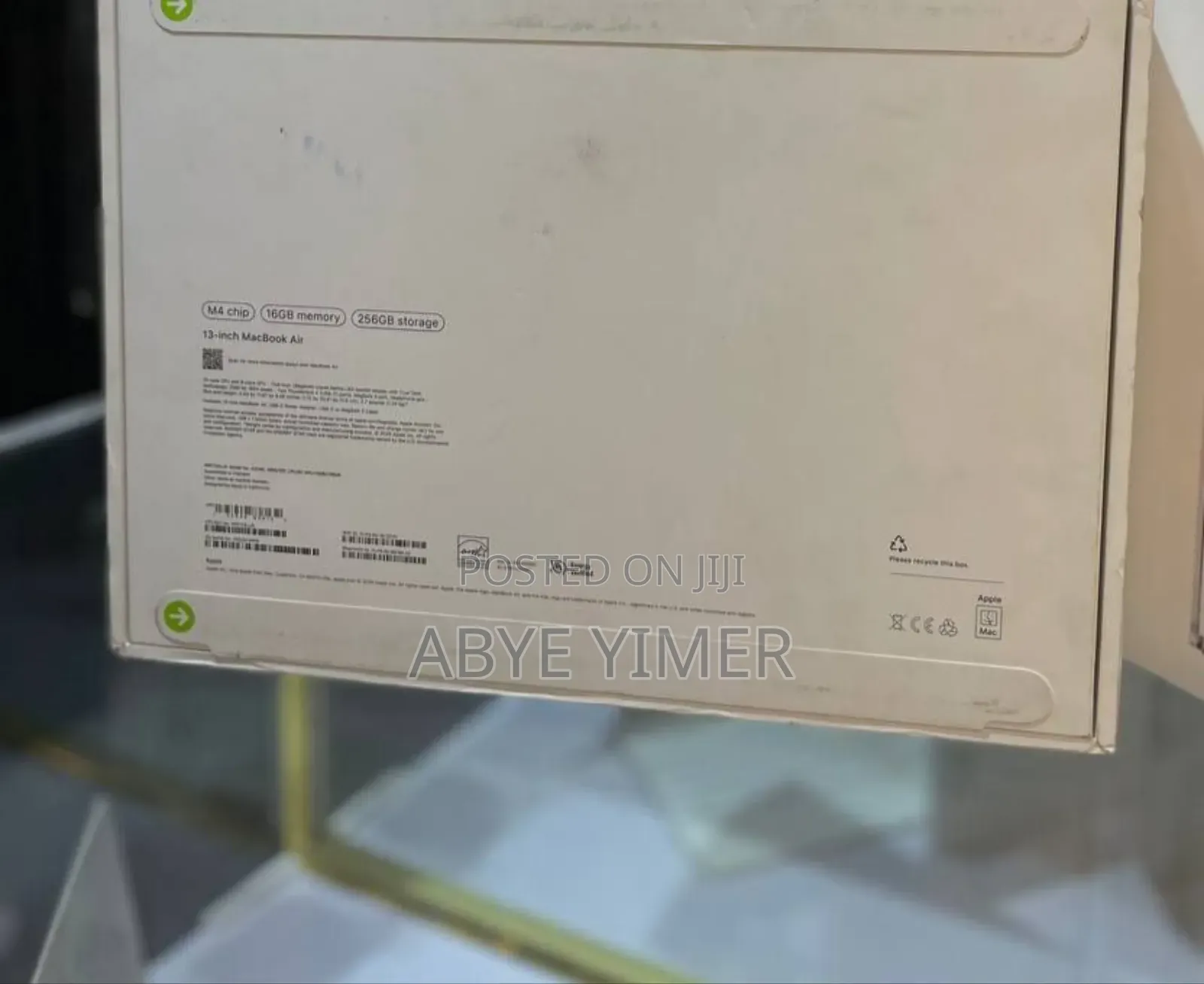 New Apple MacBook Air 2025 M4 13-Inch 16GB Intel Core M SSD 256GB