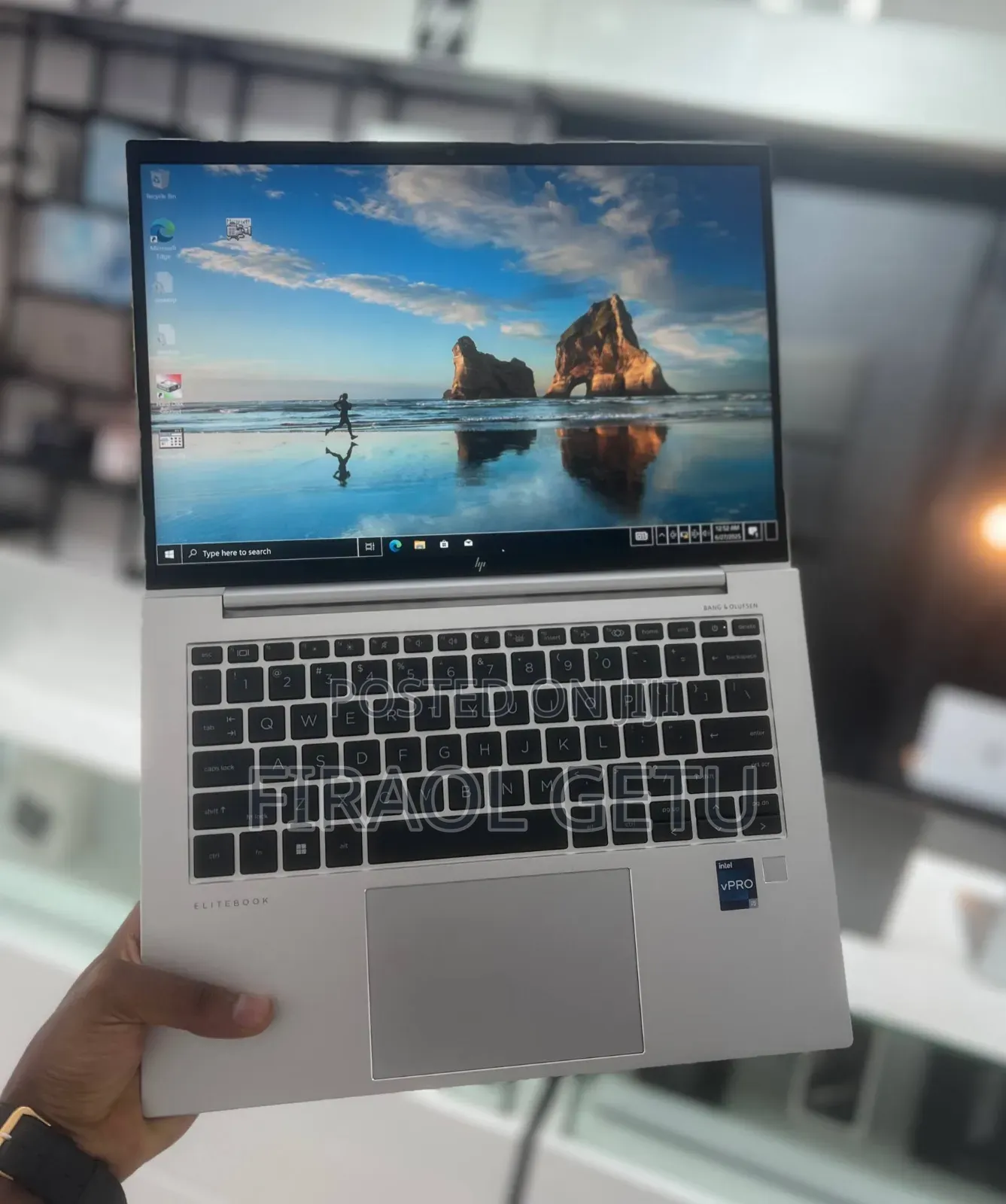 New Laptop HP EliteBook 840 G9 16GB Intel Core I7 SSD 512GB