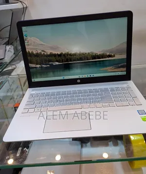 New Laptop HP Pavilion 15 8GB Intel Core I7 HDD 1T