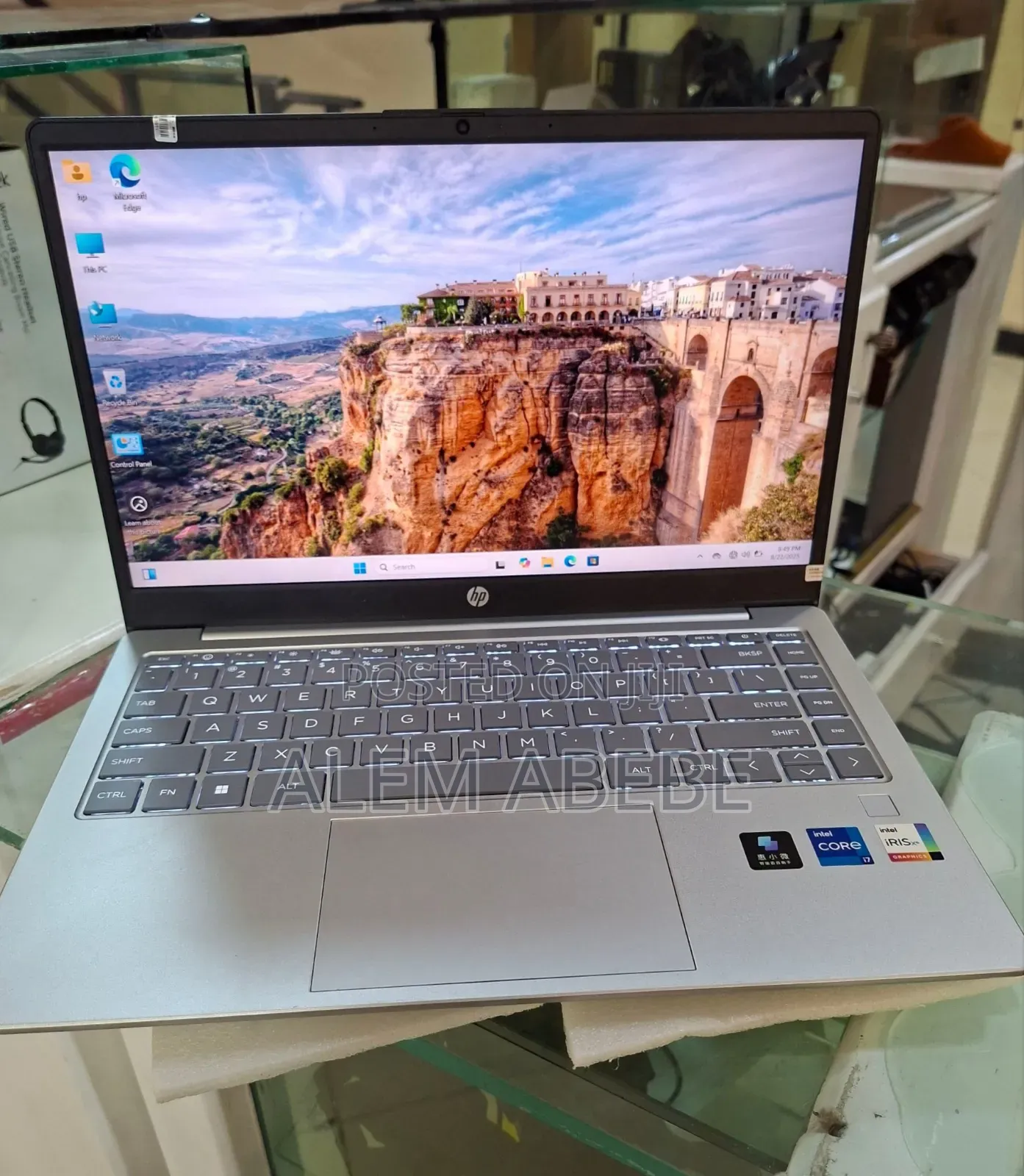 New Laptop HP Stream Notebook 16GB Intel Core I7 SSD 1T