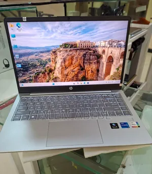 New Laptop HP Stream Notebook 16GB Intel Core I7 SSD 1T