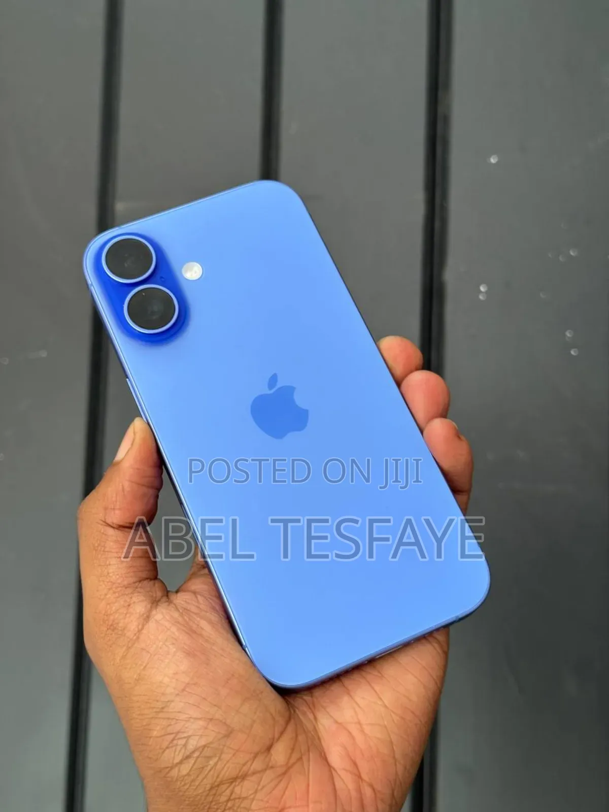 New Apple iPhone 16 128 GB Blue