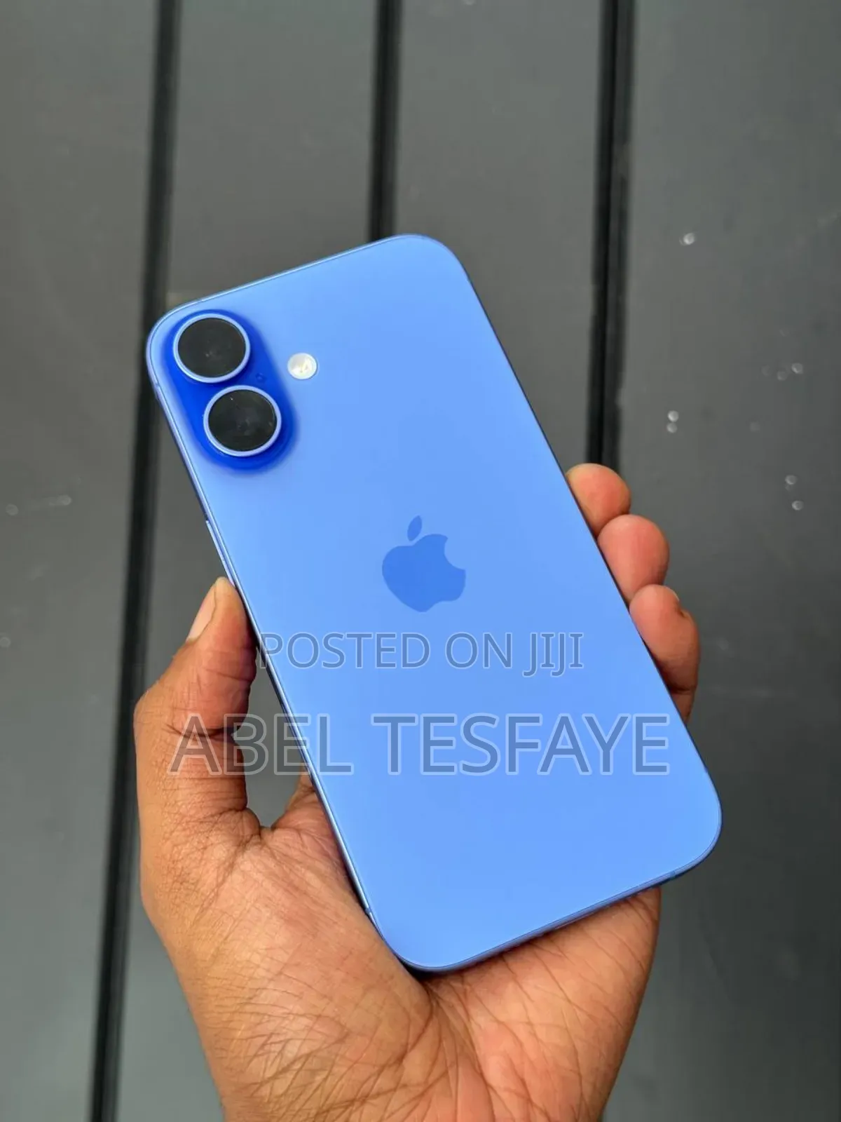 New Apple iPhone 16 128 GB Blue