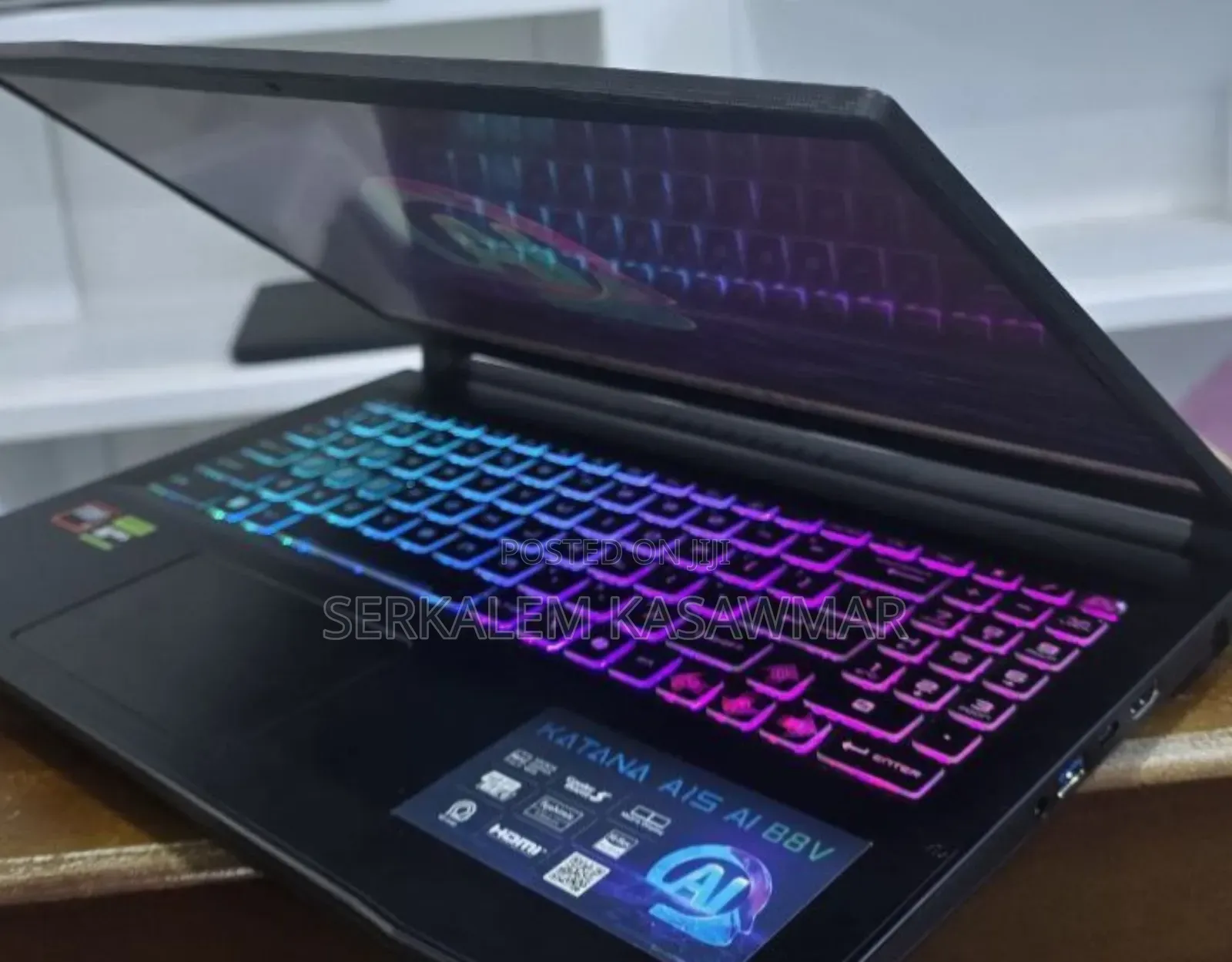 New Laptop MSI Katana 15 16GB AMD Ryzen 7 SSD 1T