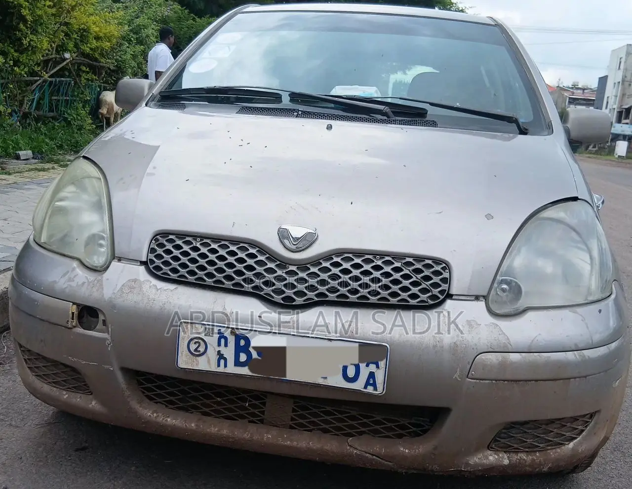 Toyota Vitz 2004 Gray