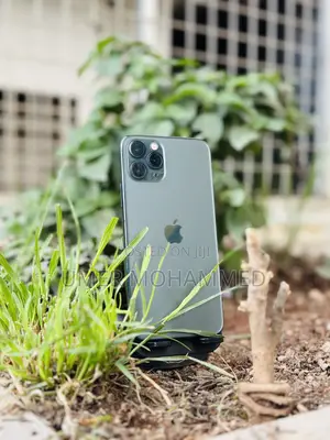 Photo - Apple iPhone 11 Pro 256 GB Green