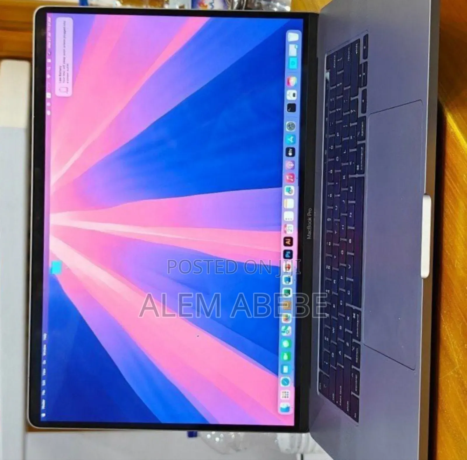 New Laptop Apple MacBook Pro 2019 16GB Intel Core I7 SSD 512GB