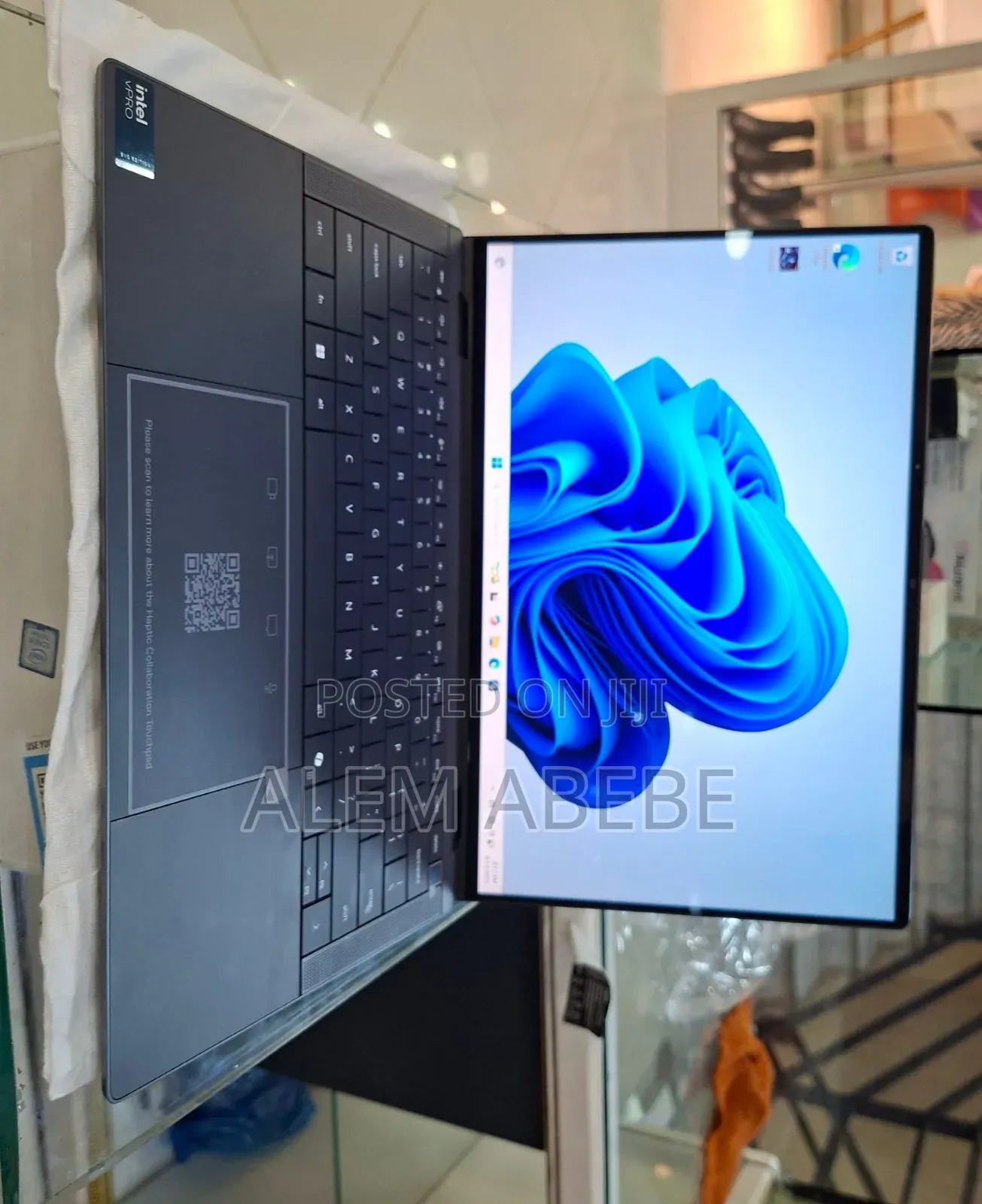 New Laptop Dell Latitude 9440 32GB Intel Core Ultra 7 SSD 1T