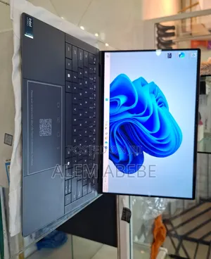 New Laptop Dell Latitude 9440 32GB Intel Core Ultra 7 SSD 1T