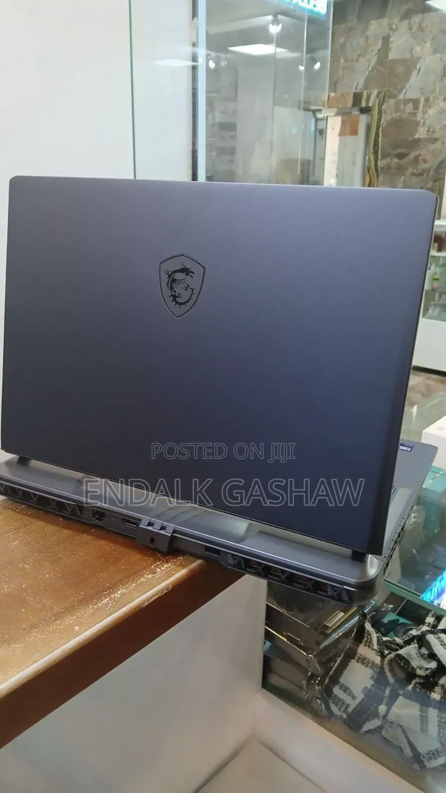 New Laptop MSI Vector 16 HX AI A2XWIG 16GB Intel Core Ultra 7 SSD 1T