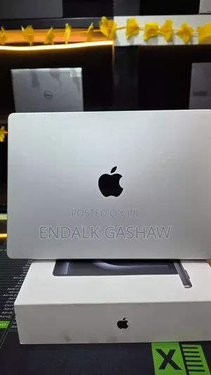 New Laptop Apple MacBook Pro M1 16GB Apple M1 Pro SSD 512GB