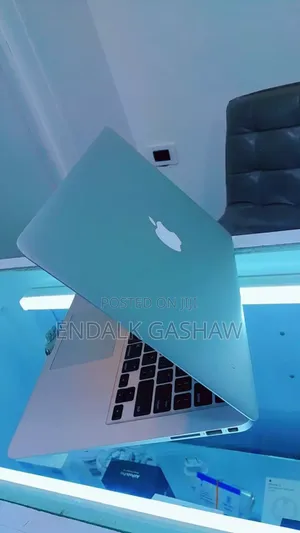 Laptop Apple MacBook 2014 8GB Intel Core I5 SSD 256GB