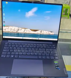 Photo - New Laptop Lenovo ThinkPad Yoga 32GB Intel Core I7 SSD 1T