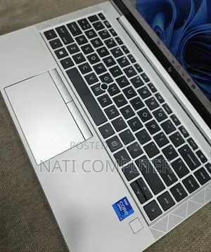 New Laptop HP EliteBook 840 G8 16GB Intel Core I7 SSD 512GB